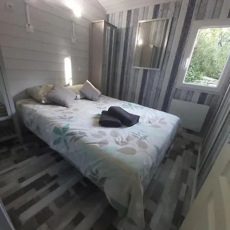 Chalet T3/clim/wifi/pkg/terrasse/15 Min Plages