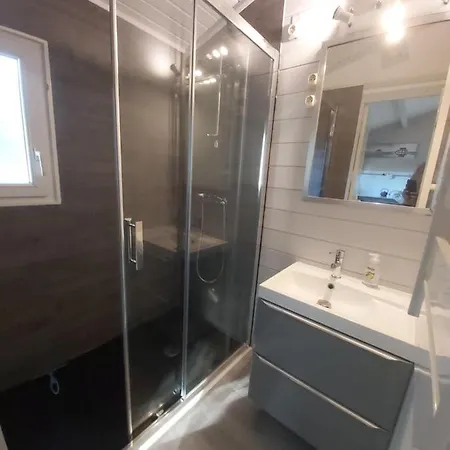 Chalet T3/clim/wifi/pkg/terrasse/15 Min Plages